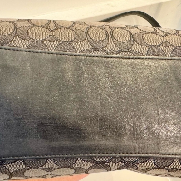 Coach Madison Phoebe Tote - Picture 5 of 12